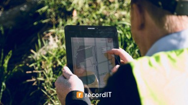 With the recordIT app on a tablet, photos are spatially located on the building.