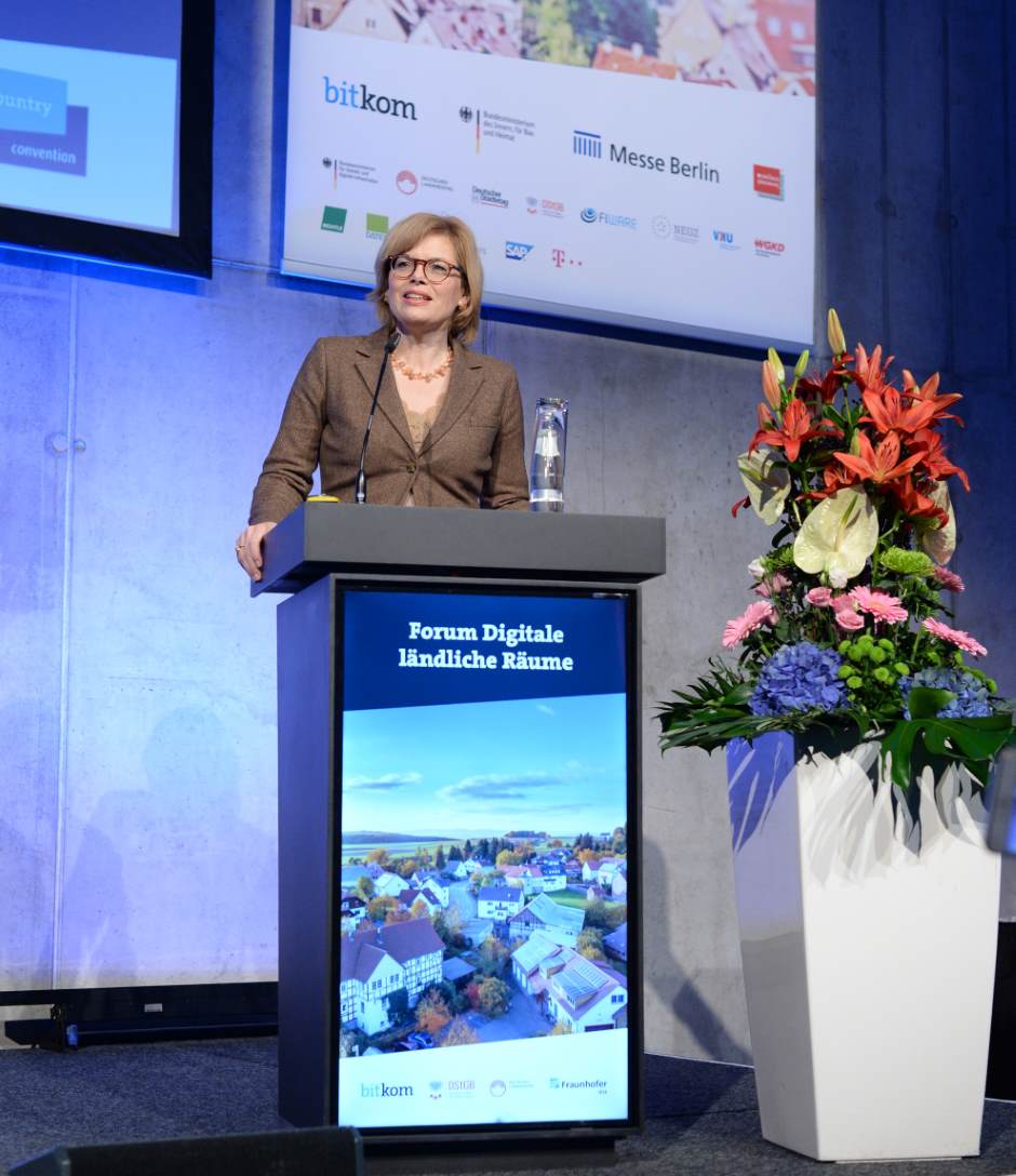 Im „Forum Digitale ländliche Räume“ steckt Ministerin Julia Klöckner die Ziele für die aktuelle Legislaturperiode